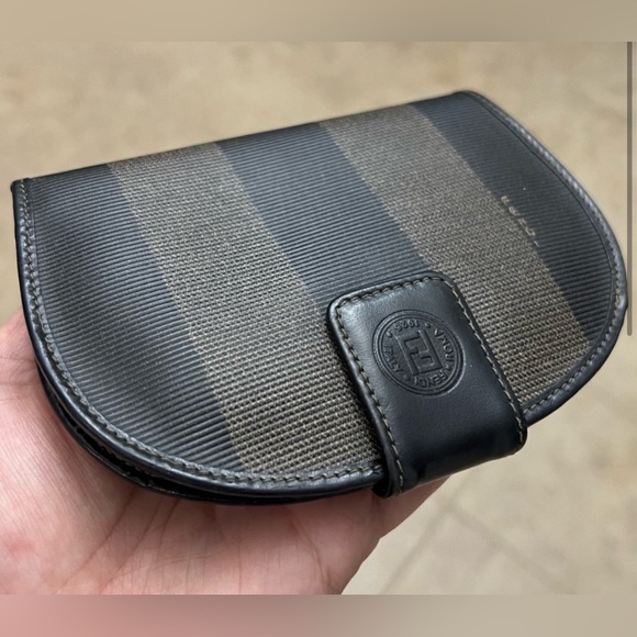 FENDI Pequin Bifold Wallet - VINTAGE - Picture 2 of 12